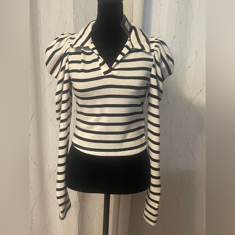 Fashion Nova Monochrome Cropped Top